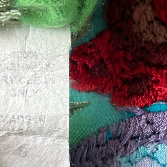 Cake Couture Embroidered Top size Small - Picture 5 of 6